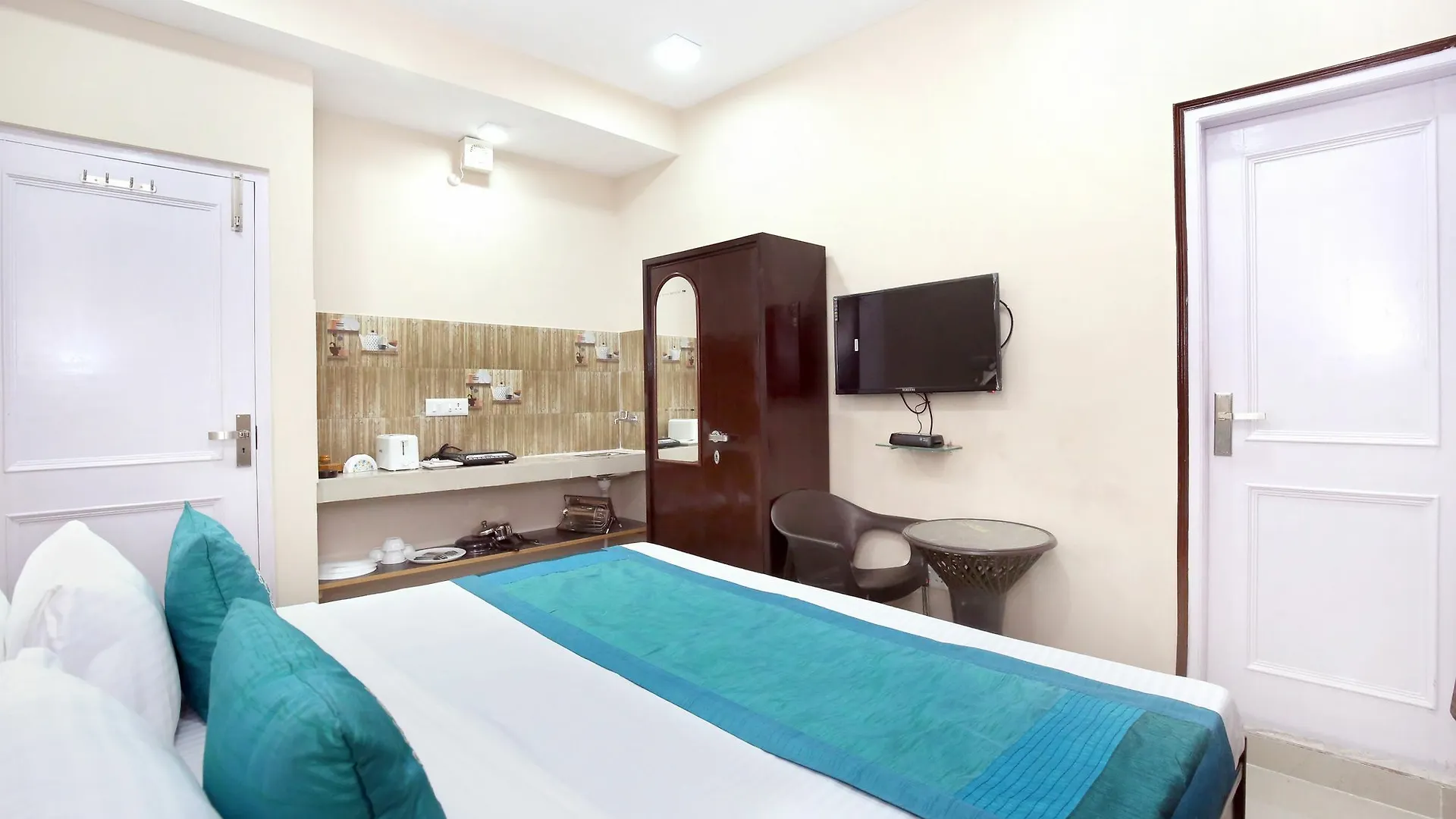 Oyo Home 10839 Studios Kanlog Shimla India